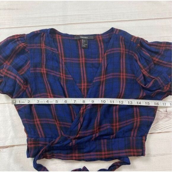 Forever 21 Womens Red & Blue Plaid Wrap Side Tie Crop Tops Size Large - Picture 7 of 9